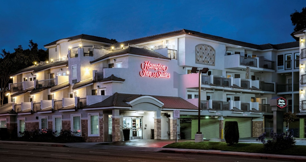 hampton inn and suites hermosa beach