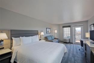 hampton inn and suites hermosa beach