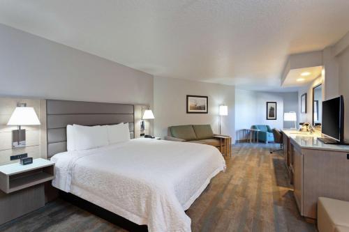 hampton inn and suites hermosa beach