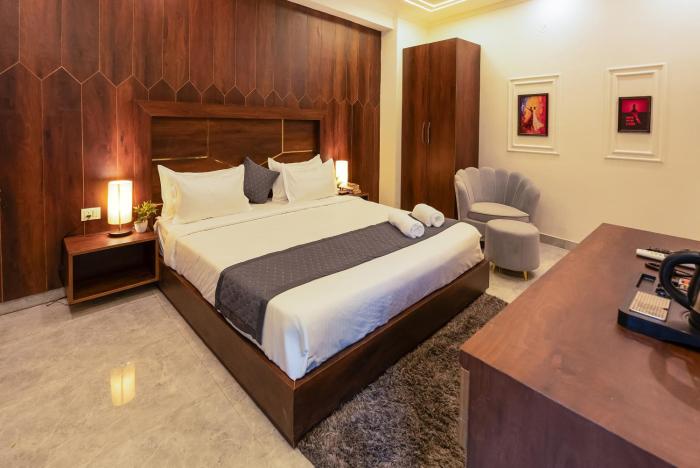 hotel tapovan hill