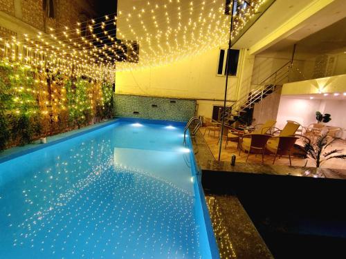 hotel tapovan hill