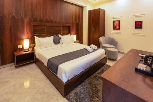 hotel tapovan hill