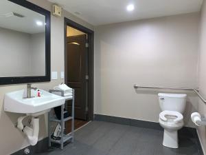 Skyways Hotel,In Los Angeles (Lax Area),2 star