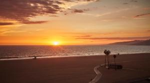 fairmont miramar hotel