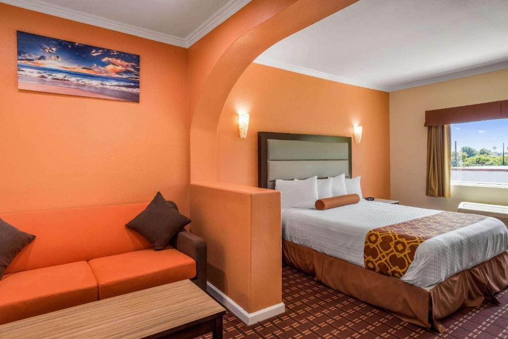 rodeway inn and suites pasadena