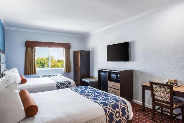 rodeway inn and suites pasadena