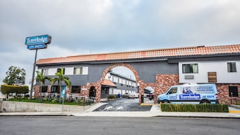 Travelodge By Wyndham Lax,Los Angeles>>El Segundo,2 star