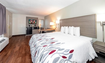 red roof inn petersburg fort lee