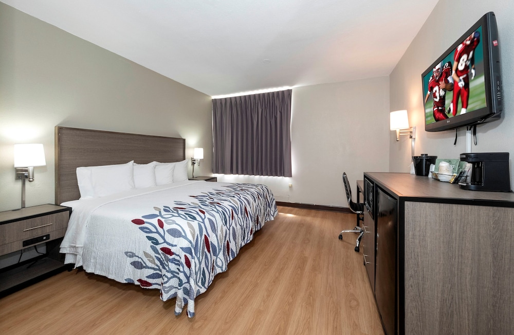 red roof inn petersburg fort lee