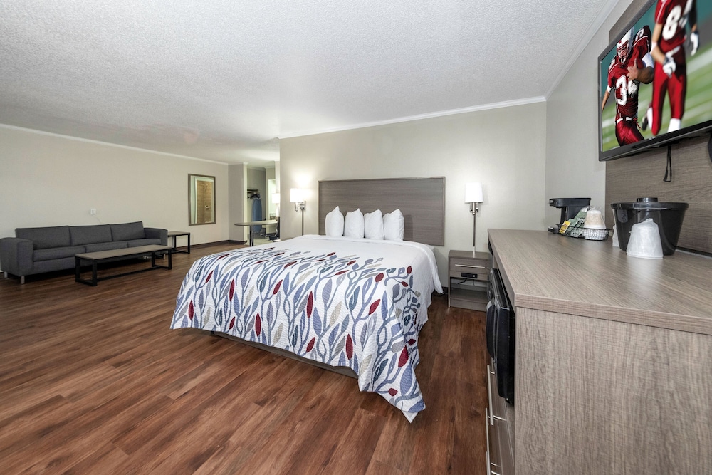 red roof inn petersburg fort lee
