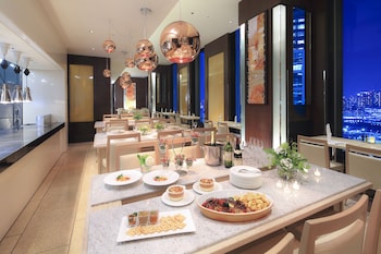 the royal park hotel iconic tokyo shiodome