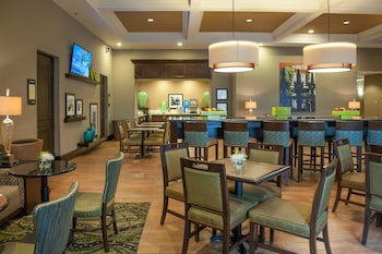 hampton inn and suites new orleans elmwood clearview pkway la