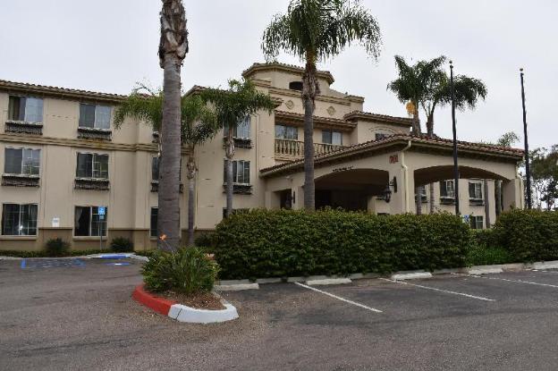 studio 6 carlsbad ca