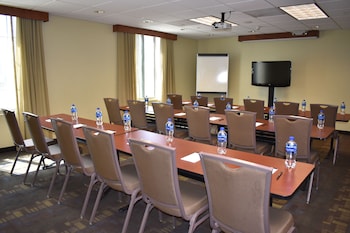 studio 6 carlsbad ca