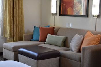 studio 6 carlsbad ca