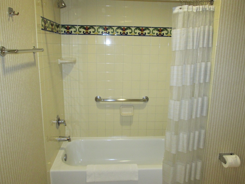 studio 6 carlsbad ca