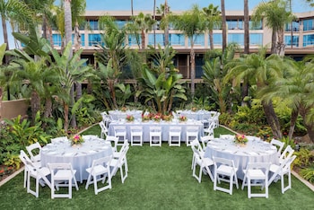 doubletree by hilton san diego bayside