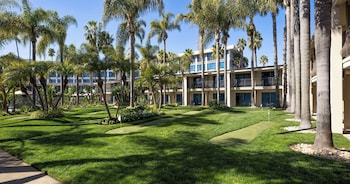 doubletree by hilton san diego bayside