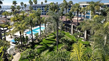 doubletree by hilton san diego bayside