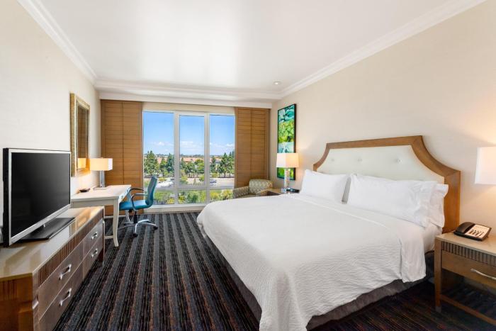 doubletree by hilton san diego bayside