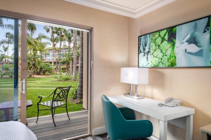 doubletree by hilton san diego bayside