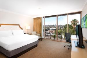 doubletree by hilton san diego bayside