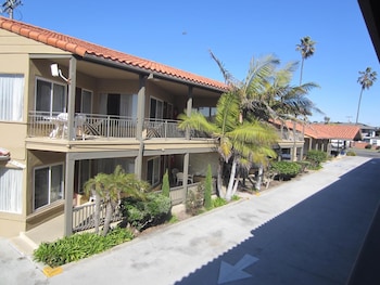 pacific shores inn on pacific beach