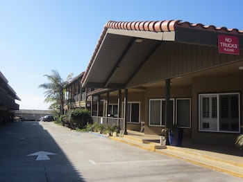 pacific shores inn on pacific beach