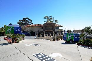 holiday inn express airport old town