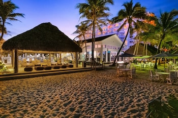 beachcomber resort and club