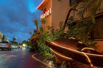 fort lauderdale beach resort hotel and suites