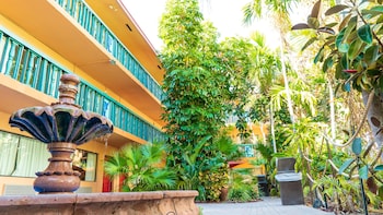 fort lauderdale beach resort hotel and suites