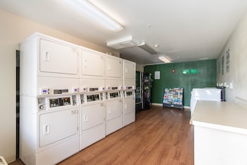 Hometowne Studios By Red Roof Fort Lauderdale,Tamarac>>Fort Lauderdale,2 star