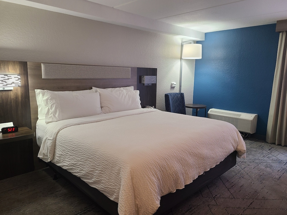 holiday inn express and suites hollywood ft lauder