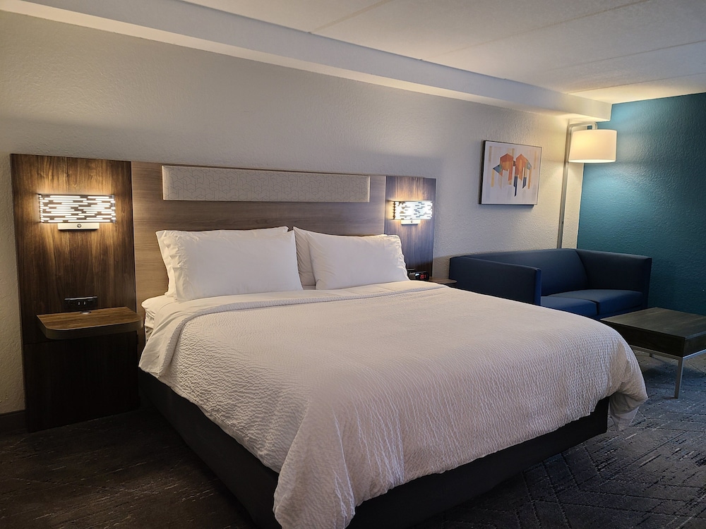 holiday inn express and suites hollywood ft lauder