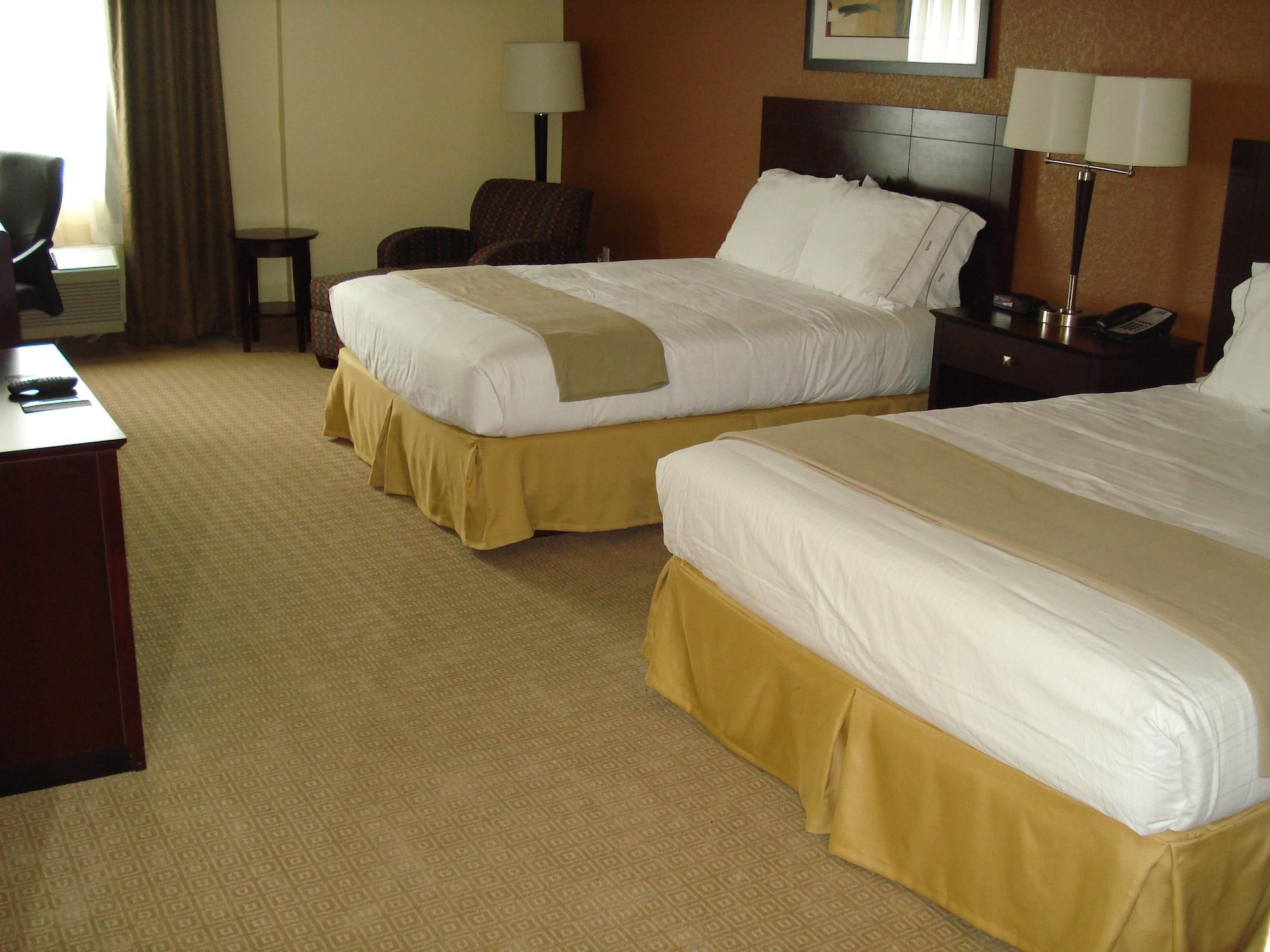 holiday inn express and suites hollywood ft lauder