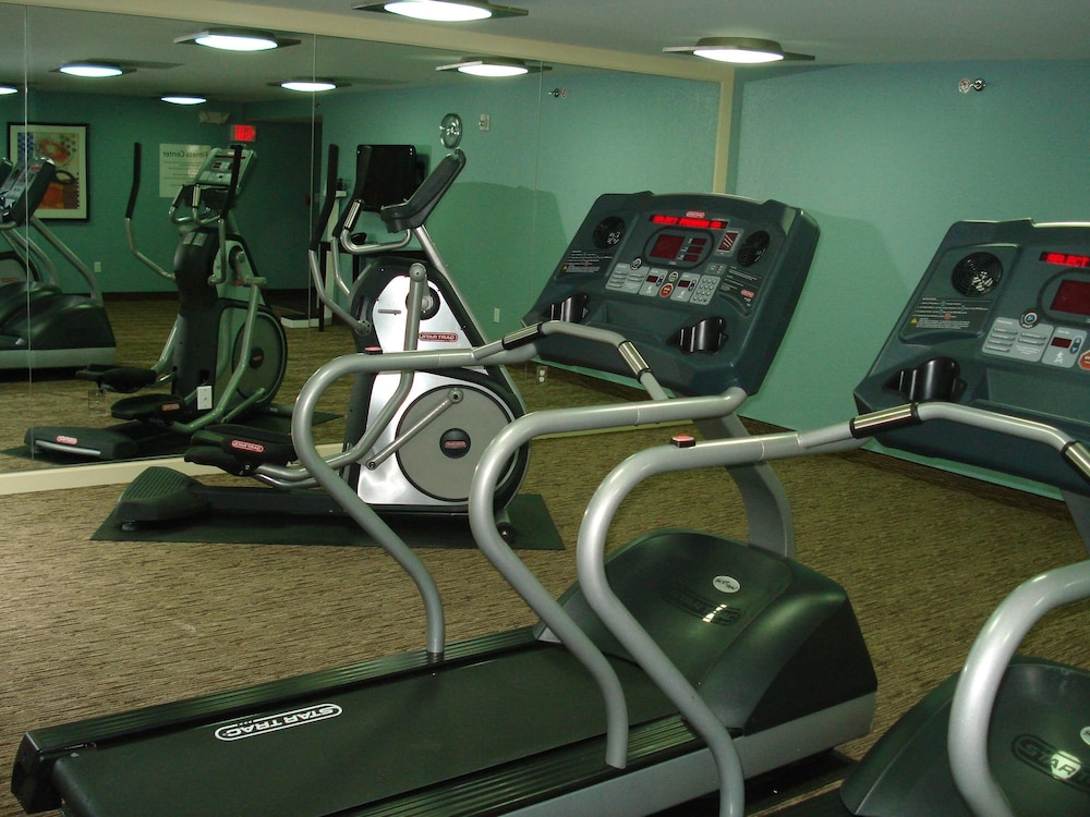 holiday inn express and suites hollywood ft lauder