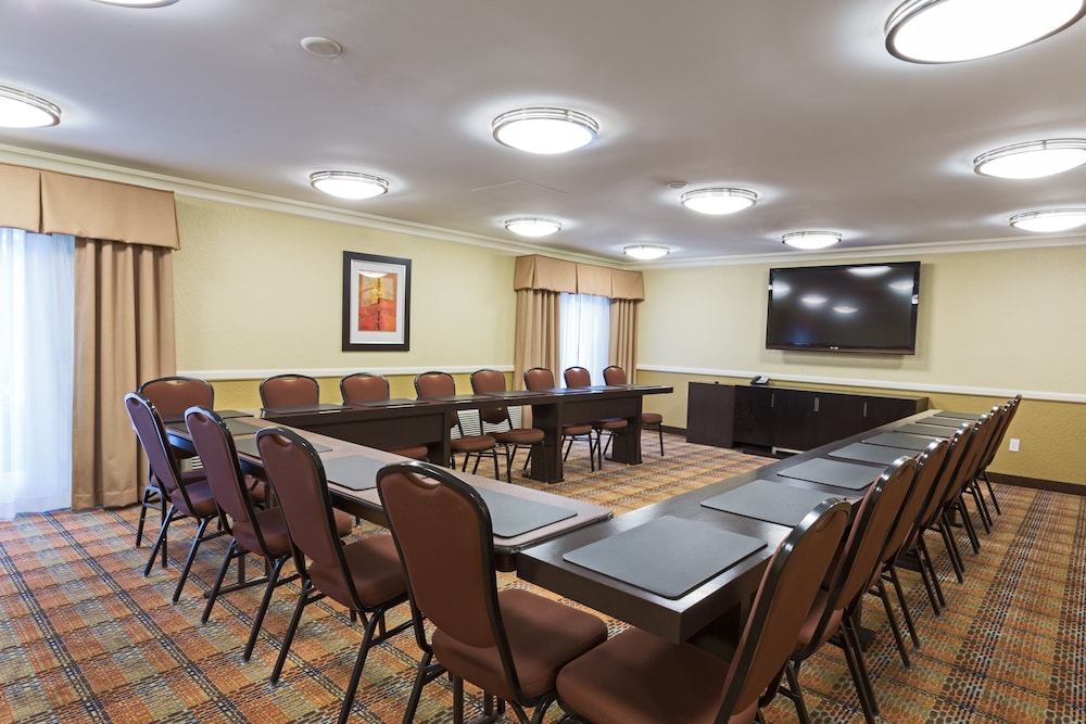 holiday inn express and suites hollywood ft lauder