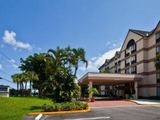 Holiday Inn Express And Suites Hollywood Ft Lauder,Fort Lauderdale>>Broward County,3 star