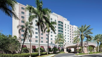 doubletree by hilton sunrise sawgrass mills