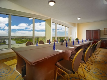 doubletree by hilton sunrise sawgrass mills