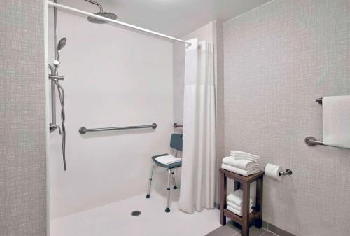 hampton inn ft lauderdale airport north cruise port