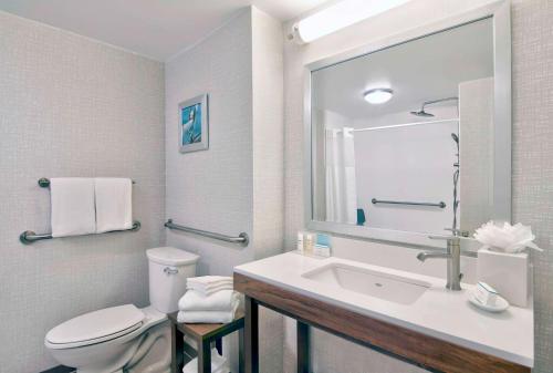 hampton inn ft lauderdale airport north cruise port