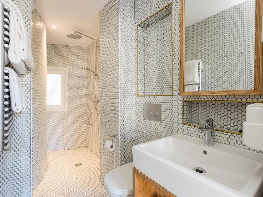 hotel montholon paris