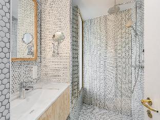 hotel montholon paris