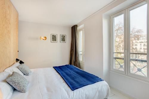 hotel montholon paris