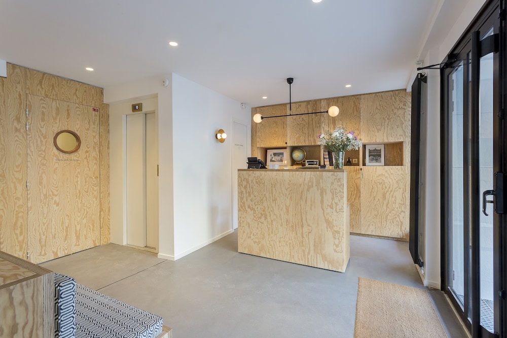 hotel montholon paris