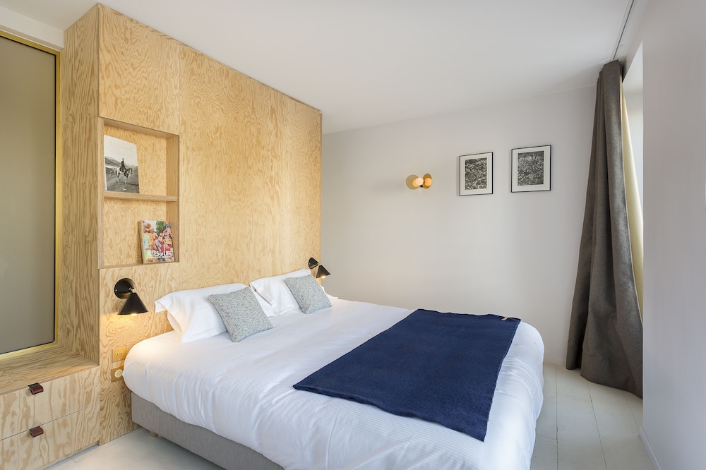 hotel montholon paris