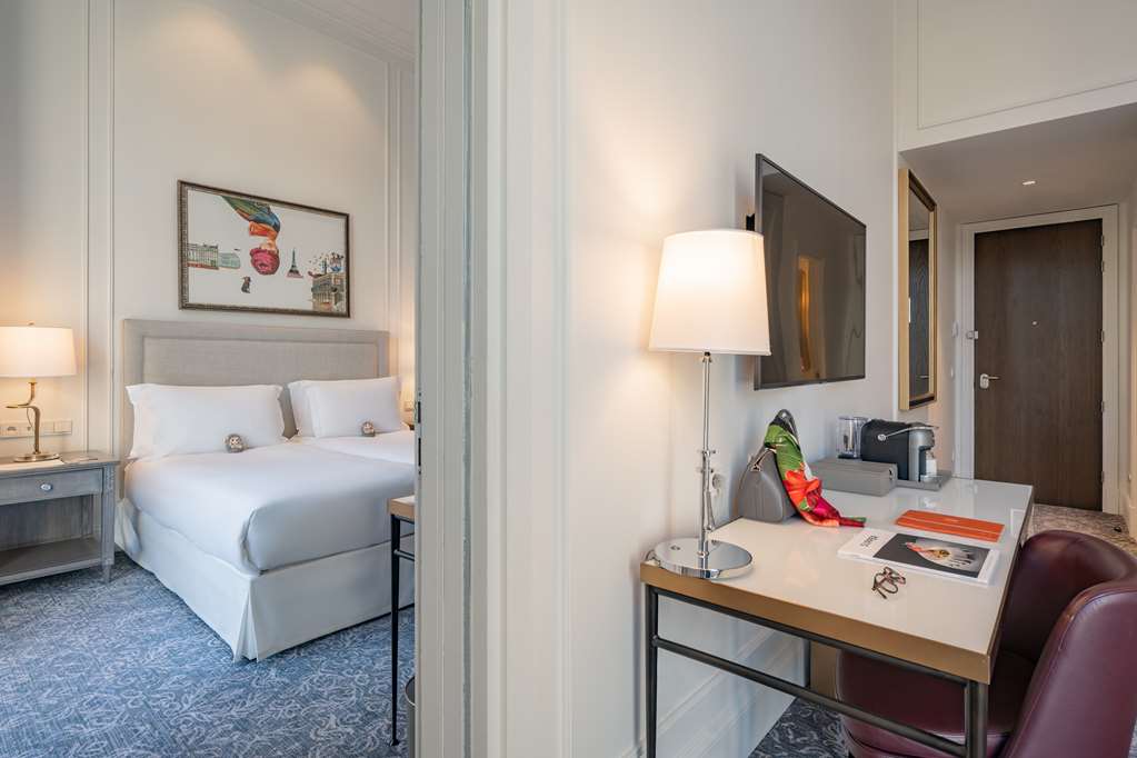 hotel du louvre in the unbound collection by hyatt