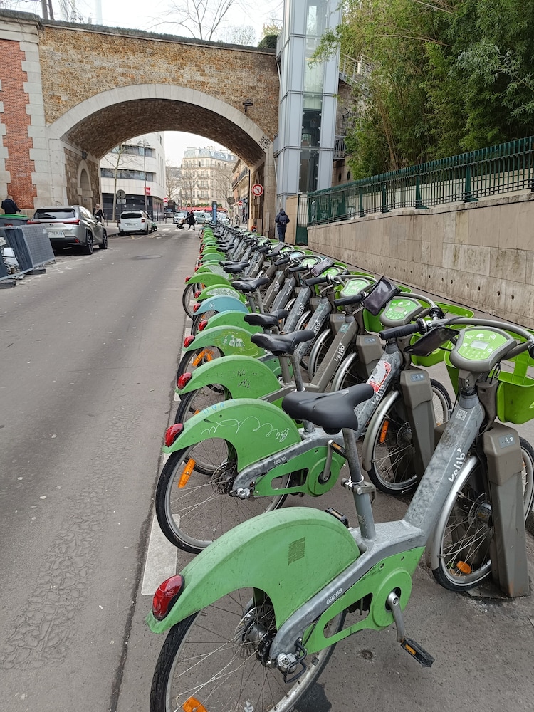 ibis styles paris nation cours de vincennes